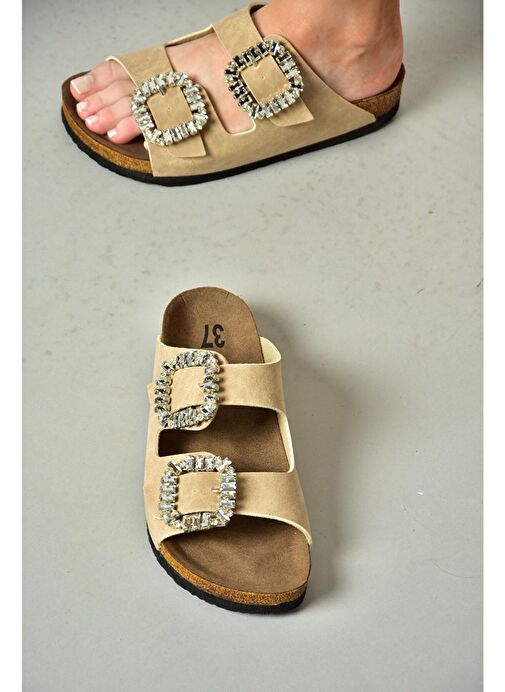 K777604802 Bej Çift Tokalı Taşlı Kadın Terlik - Görsel 3