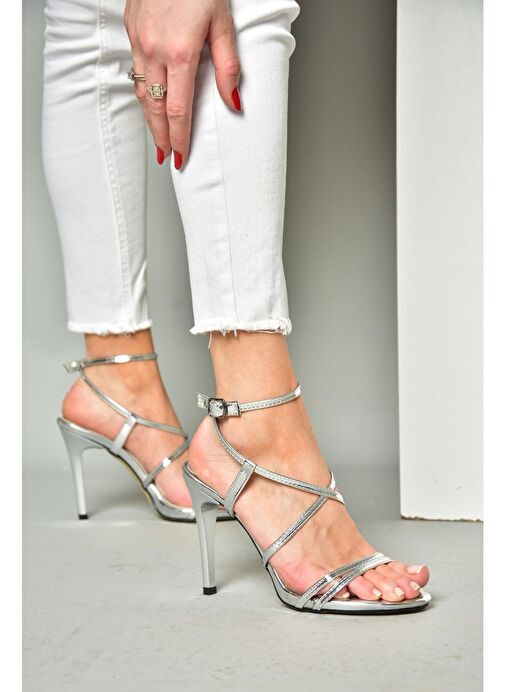 Fox Shoes Gümüş Kadın Topuklu Ayakkabı 11984 - Görsel 3