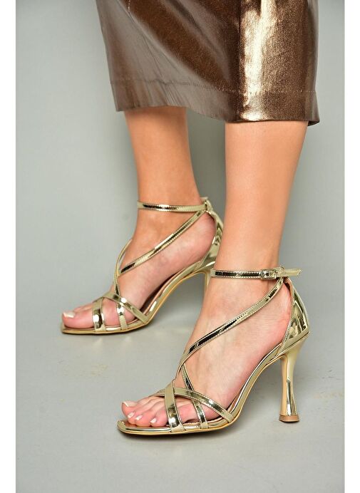 S569815334 Altın Ayna İnce Topuklu Kadın Abiye Ayakkabı - Görsel 4