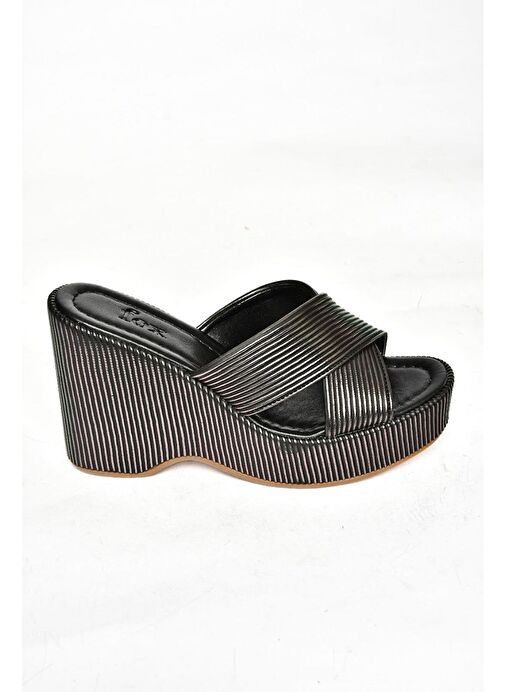 S250101409 Siyah Dolgu Tabanlı Kadın Terlik - Görsel 9