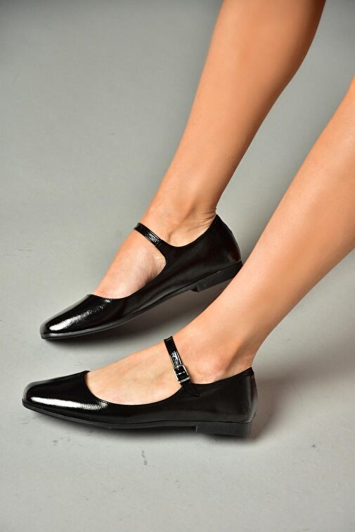 S726252508 Siyah Rugan Kadın Babet - Görsel 3