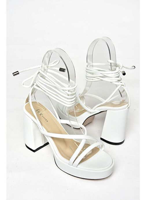 S282620509 Beyaz Kalın Topuklu Bağlamalı Kadın Ayakkabı - Görsel 9