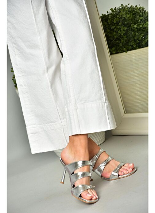 S518200409 Gümüş İnce Topuklu Kadın Terlik - Görsel 6