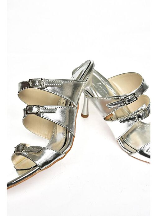 S518200409 Gümüş İnce Topuklu Kadın Terlik - Görsel 9