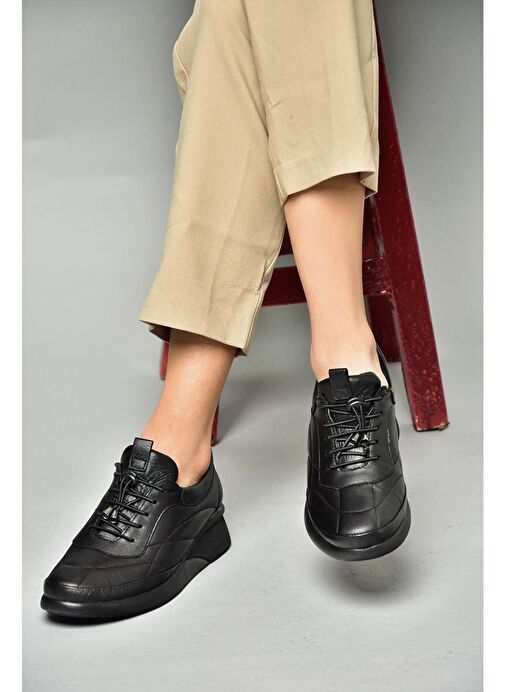 P555193203 Siyah Hakiki Deri Comfort Ortopedik Taban Kadın Ayakkabı - Görsel 2