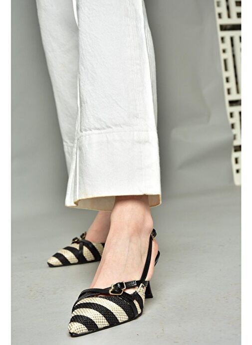 Fox Shoes Siyah-Bej Kadın Topuklu Ayakkabı 12638 - Görsel 3