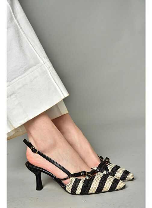 Fox Shoes Siyah-Bej Kadın Topuklu Ayakkabı 12638 - Görsel 4