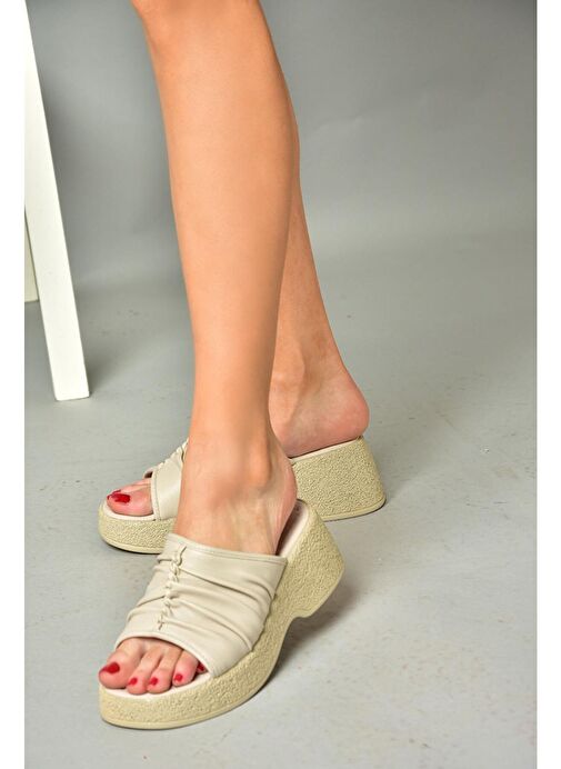 S996443009 Bej Kalın Tabanlı Kadın Terlik - Görsel 5