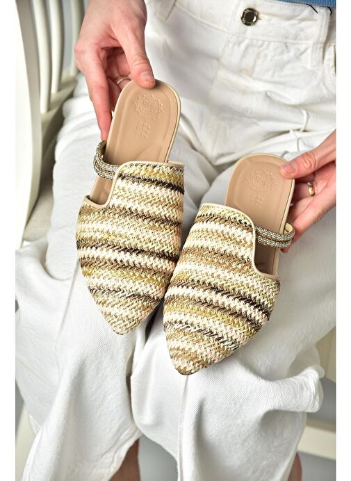 P820031417 Bej/Vizon Hasır Taş Detaylı Kadın Terlik - Görsel 3