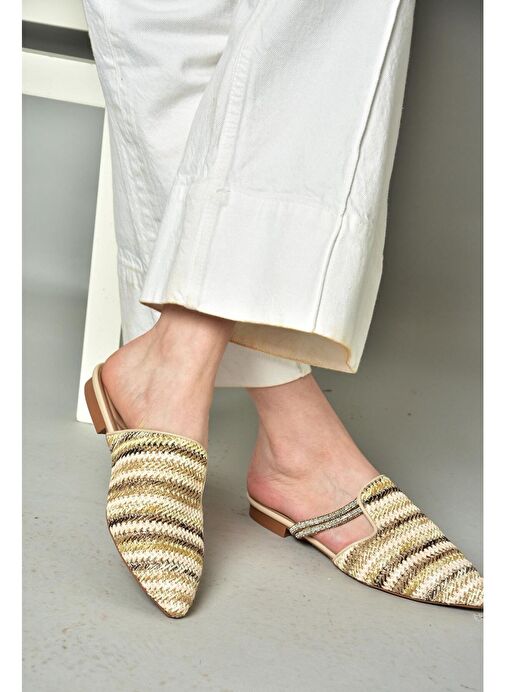 P820031417 Bej/Vizon Hasır Taş Detaylı Kadın Terlik - Görsel 4