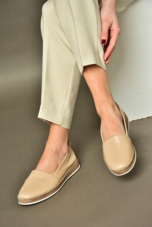 P555002503 Bej Hakiki Deri Günlük Kadın Ayakkabı - Görsel 2
