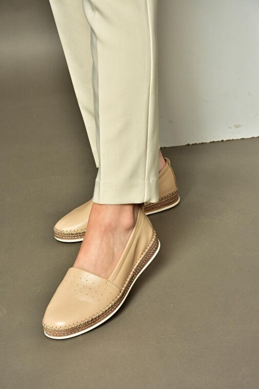 P555002503 Bej Hakiki Deri Günlük Kadın Ayakkabı - Görsel 4