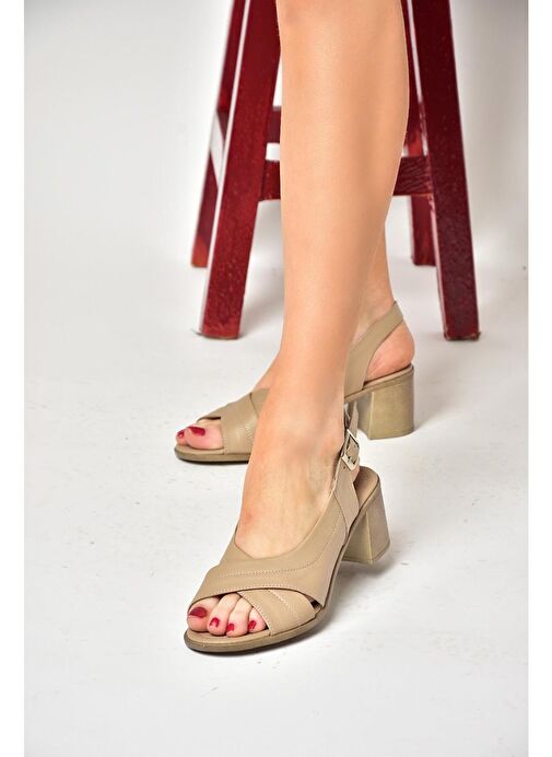 P555452203 Bej Hakiki Deri Kalın Topuklu Kadın Ayakkabı - Görsel 3