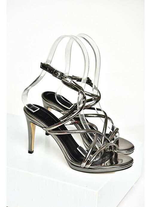 S569716534 Platin Ayna İnce Topuklu Kadın Abiye Ayakkabı - Görsel 9