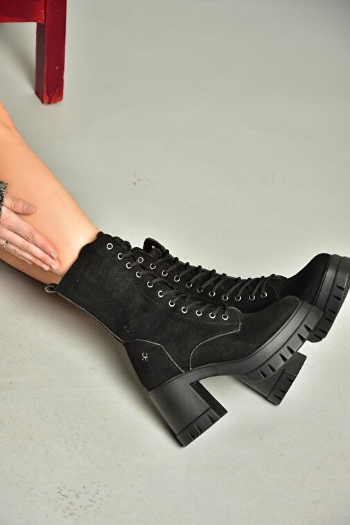 T973559002 Siyah Süet Kalın Topuklu Kadın Postal Bot - Görsel 6