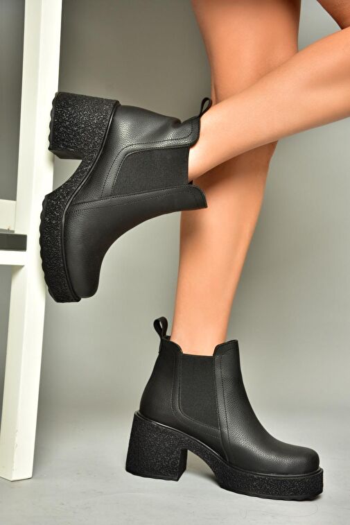 T996220009 Siyah Kalın Topuklu Kadın Bot - Görsel 2