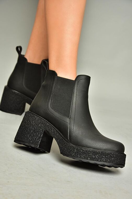 T996220009 Siyah Kalın Topuklu Kadın Bot - Görsel 3