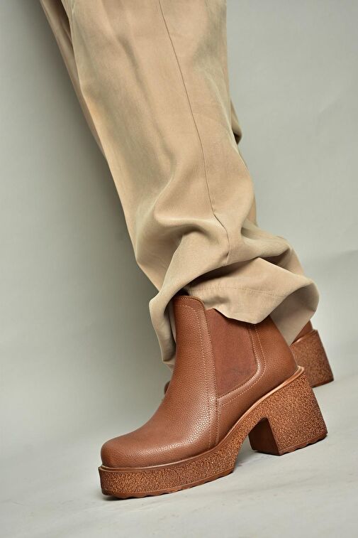 T996220009 Taba Kalın Topuklu Kadın Bot - Görsel 4