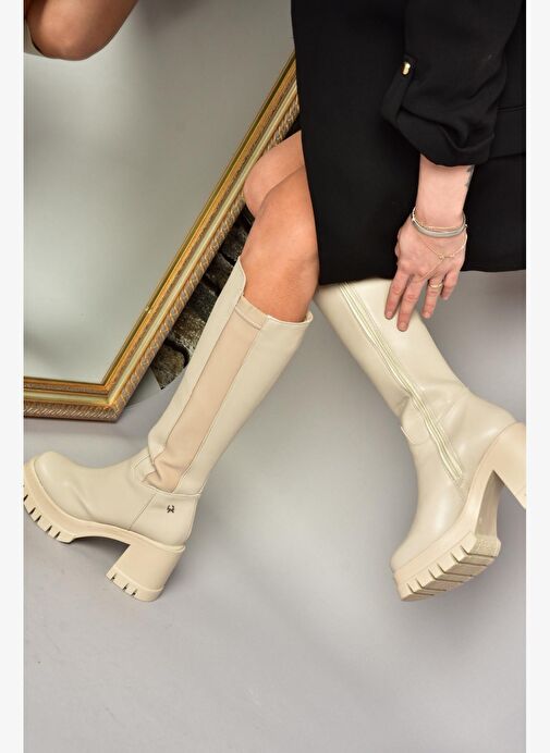 T973390009 Bej Kalın Topuklu Kadın Çizme - Görsel 4