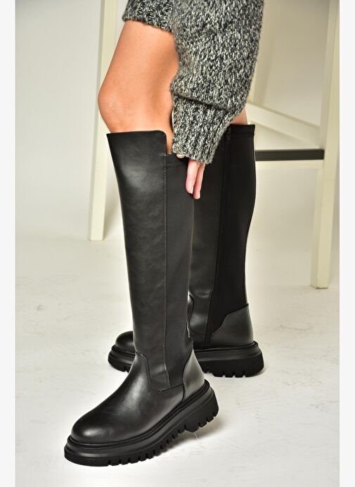 T312104309 Siyah Yüksek Tabanlı Arkası Lastikli Kadın Çizme - Görsel 3