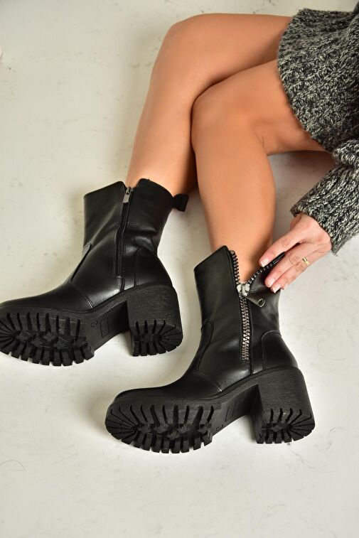 T654095803 Siyah Hakiki Deri Kalın Topuklu Kadın Bot - Görsel 3