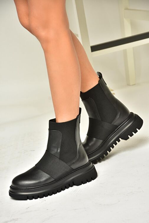 T312101909 Siyah Kalın Tabanlı Kadın Bot - Görsel 3
