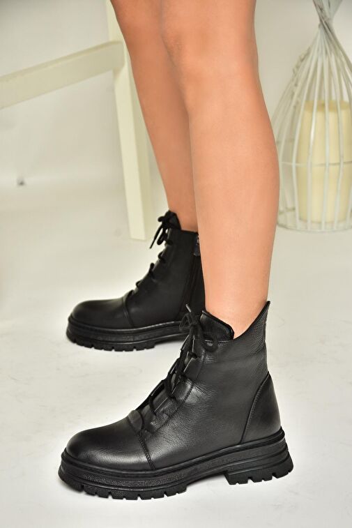 T555102903 Siyah Hakiki Deri Alçak Topuklu Kadın Bot - Görsel 2