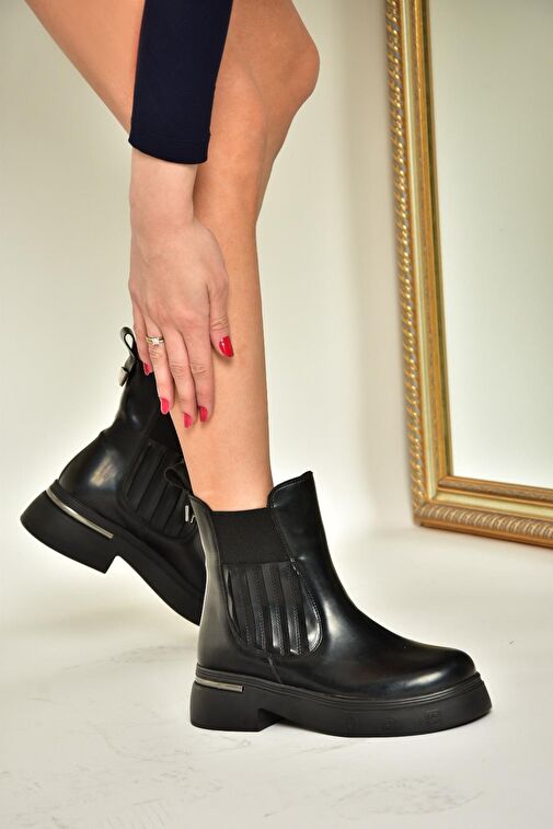 T996334008 Siyah Rugan Kalın Tabanlı Kadın Bot - Görsel 2