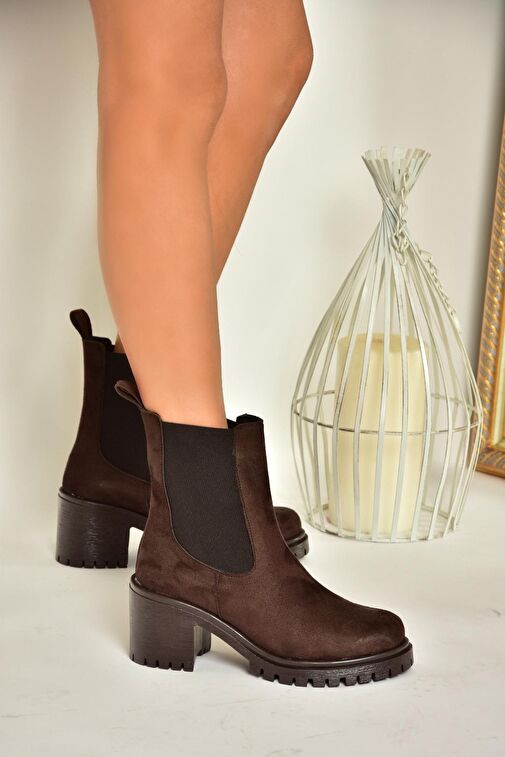 T726981602 Kahverengi Süet Lastikli Kalın Topuklu Kadın Bot - Görsel 4