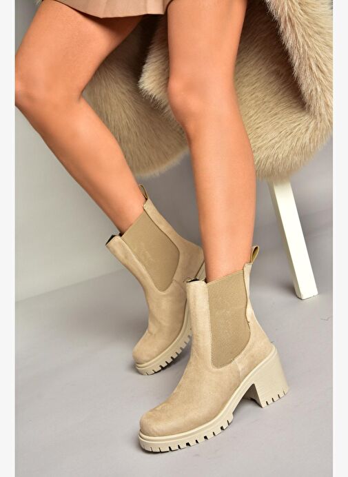 T726981602 Bej Süet Lastikli Kalın Topuklu Kadın Bot - Görsel 3