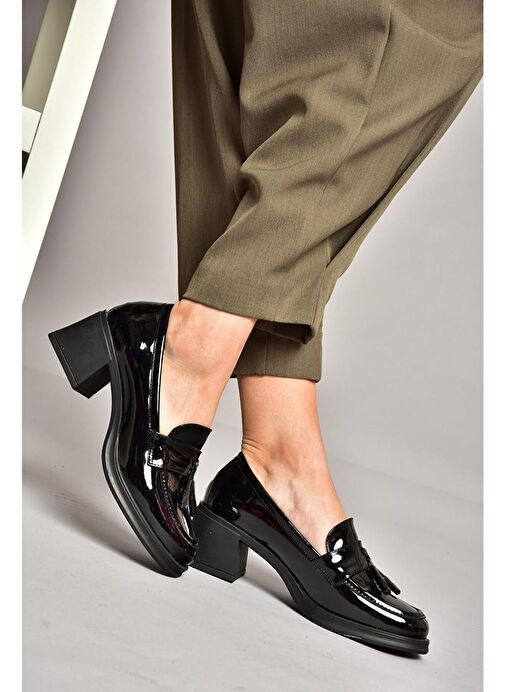 T820145408 Siyah Rugan Kalın Topuklu Kadın Ayakkabı - Görsel 3