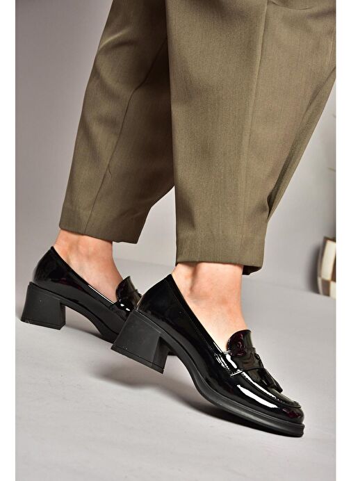 T820145408 Siyah Rugan Kalın Topuklu Kadın Ayakkabı - Görsel 4