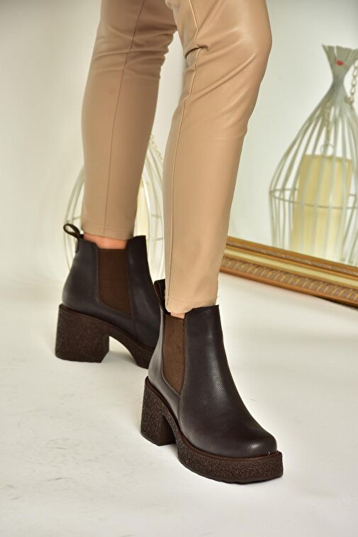 T996220009 Kahverengi Kalın Topuklu Kadın Bot - Görsel 3