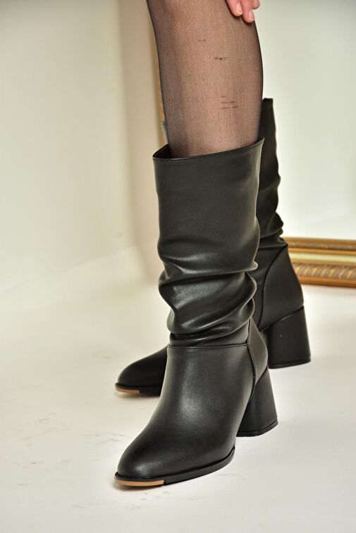 T848243009 Siyah Kalın Topuklu Kadın Bot - Görsel 3