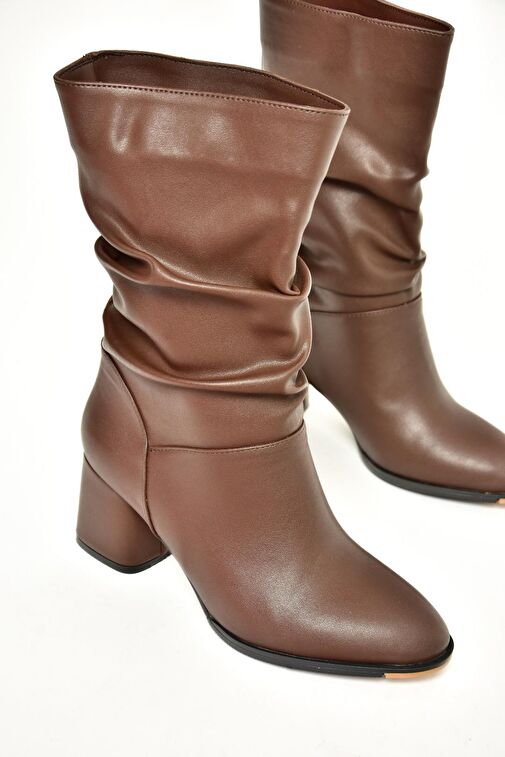 T848243009 Kahverengi Kalın Topuklu Kadın Bot - Görsel 9