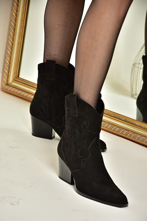 T296112002 Siyah Süet Kalın Topuklu Kadın Bot - Görsel 3