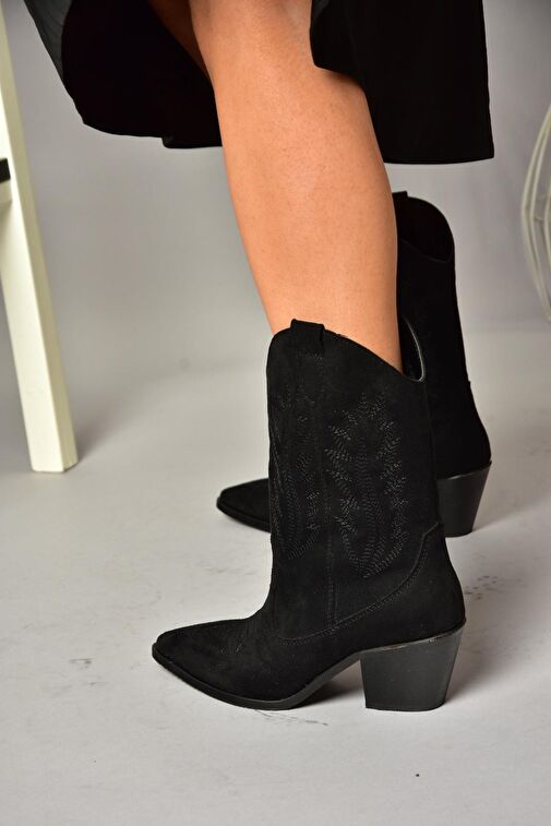 T267655002 Siyah Süet Kalın Topuklu Kadın Bot - Görsel 3