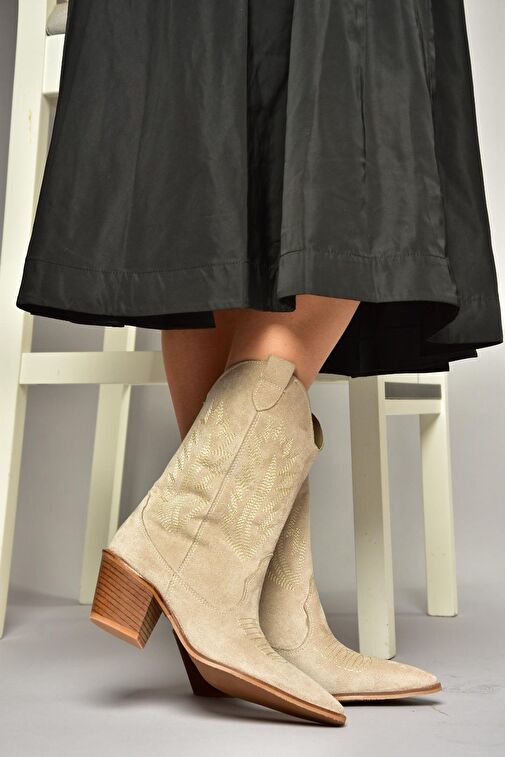 T267655002 Bej Süet Kalın Topuklu Kadın Bot - Görsel 5