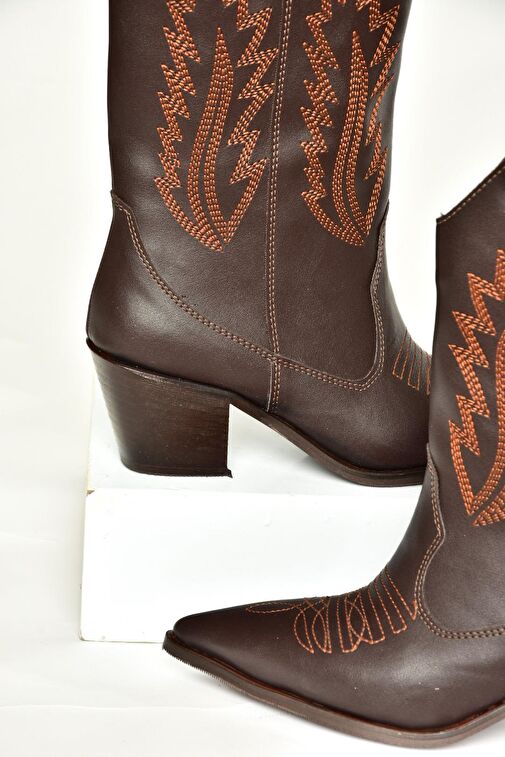 T267655009 Kahverengi Kalın Topuklu Kadın Bot - Görsel 8