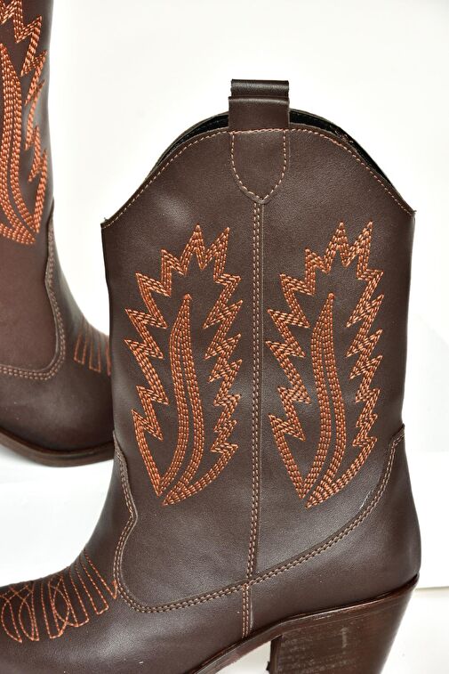 T267655009 Kahverengi Kalın Topuklu Kadın Bot - Görsel 9