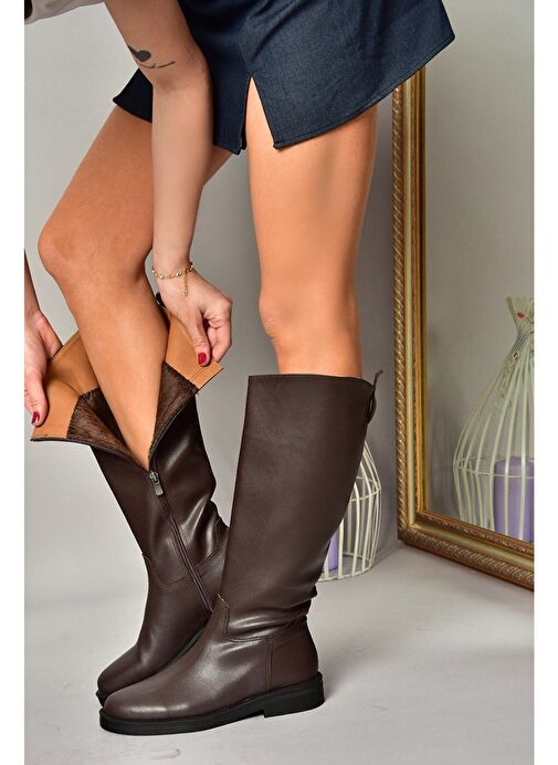 T654000609 Kahverengi Düz Tabanlı Kadın Çizme - Görsel 2