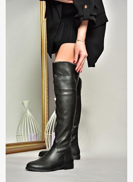 T848643509 Siyah Taş Detaylı Kadın Çizme - Görsel 2