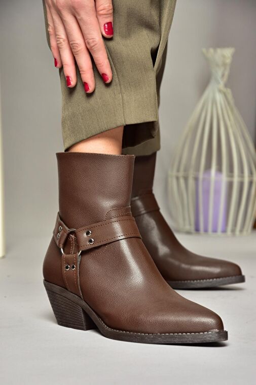 T404400609 Kahverengi Kalın Topuklu Kadın Bot - Görsel 4