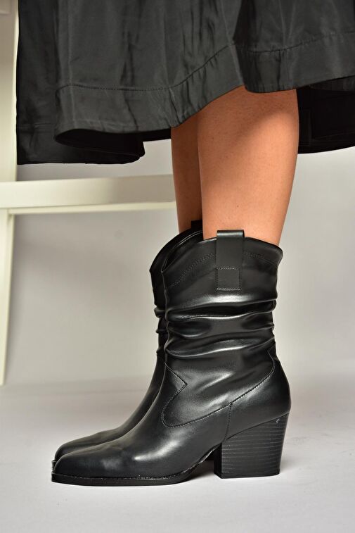 T296713009 Siyah Kalın Topuklu Kadın Bot - Görsel 2