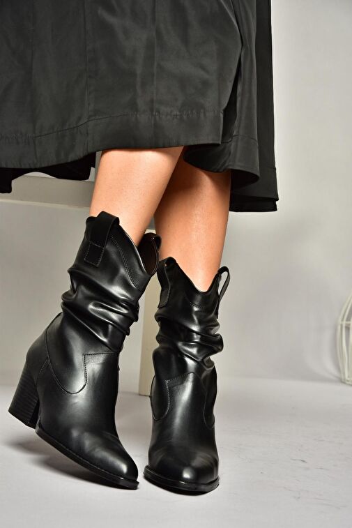 T296713009 Siyah Kalın Topuklu Kadın Bot - Görsel 4