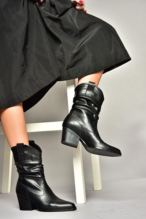 T296713009 Siyah Kalın Topuklu Kadın Bot - Görsel 5