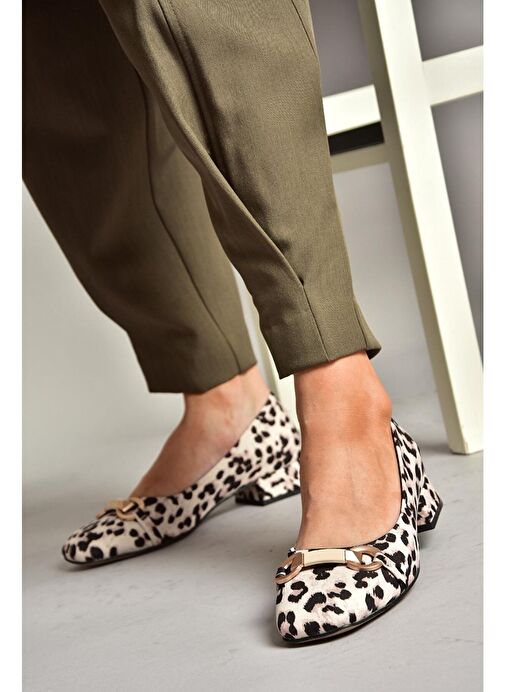 T590229604 Bej Kumaş Alçak Topuklu Kadın Ayakkabı - Görsel 3