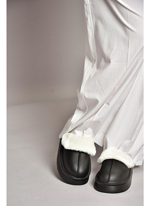 T918264209 Siyah İçi Peluş Kadın Terlik - Görsel 5