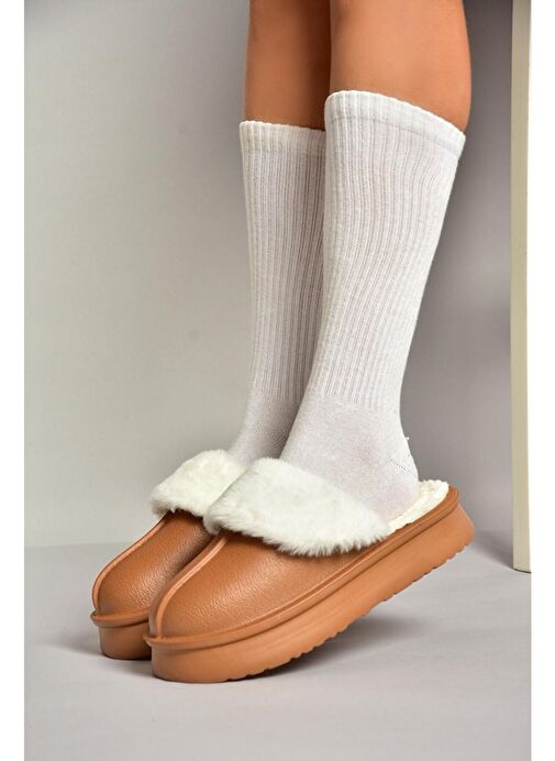 T918264209 Kahverengi İçi Peluş Kadın Terlik - Görsel 3