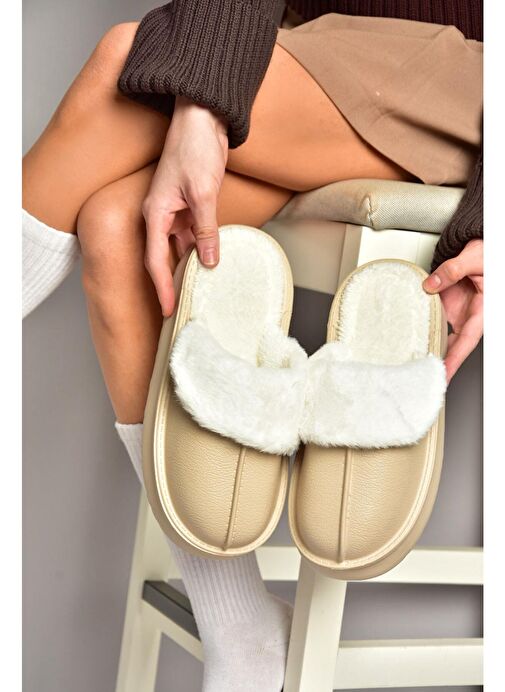 T918264209 Bej İçi Peluş Kadın Terlik - Görsel 4
